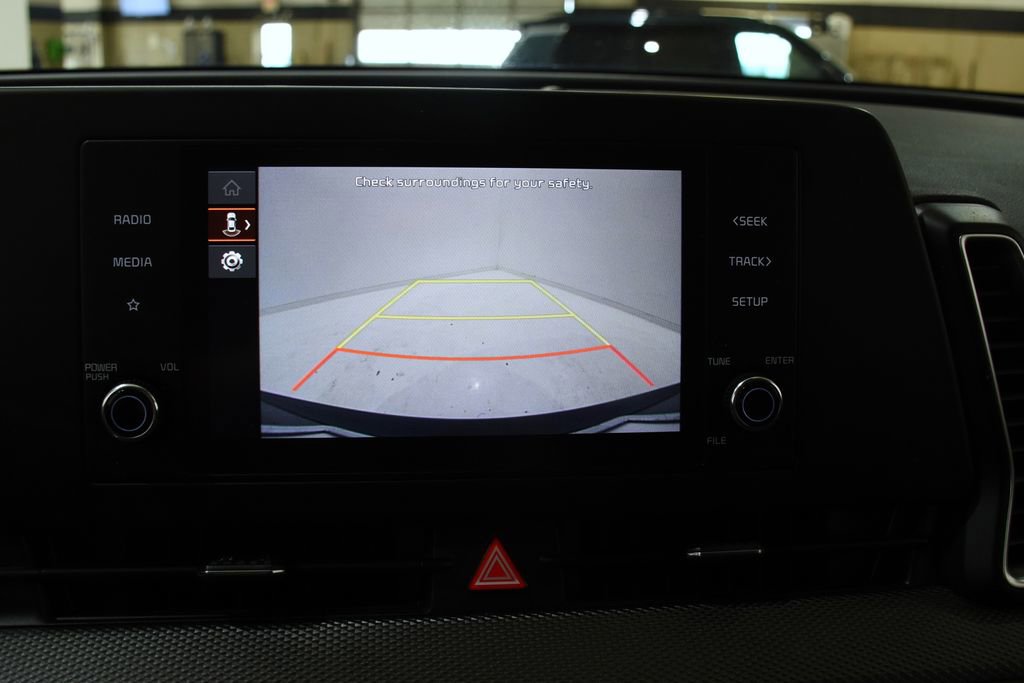 Used 2023 Kia Sportage LX image 18