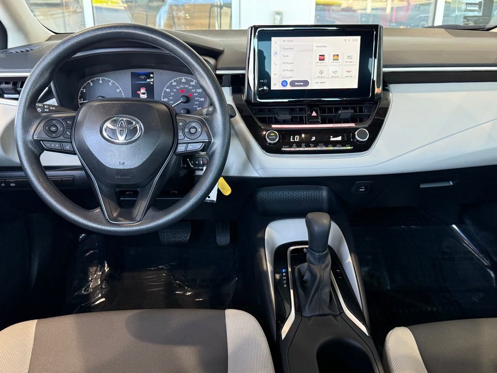 Certified 2025 Toyota Corolla LE image 32