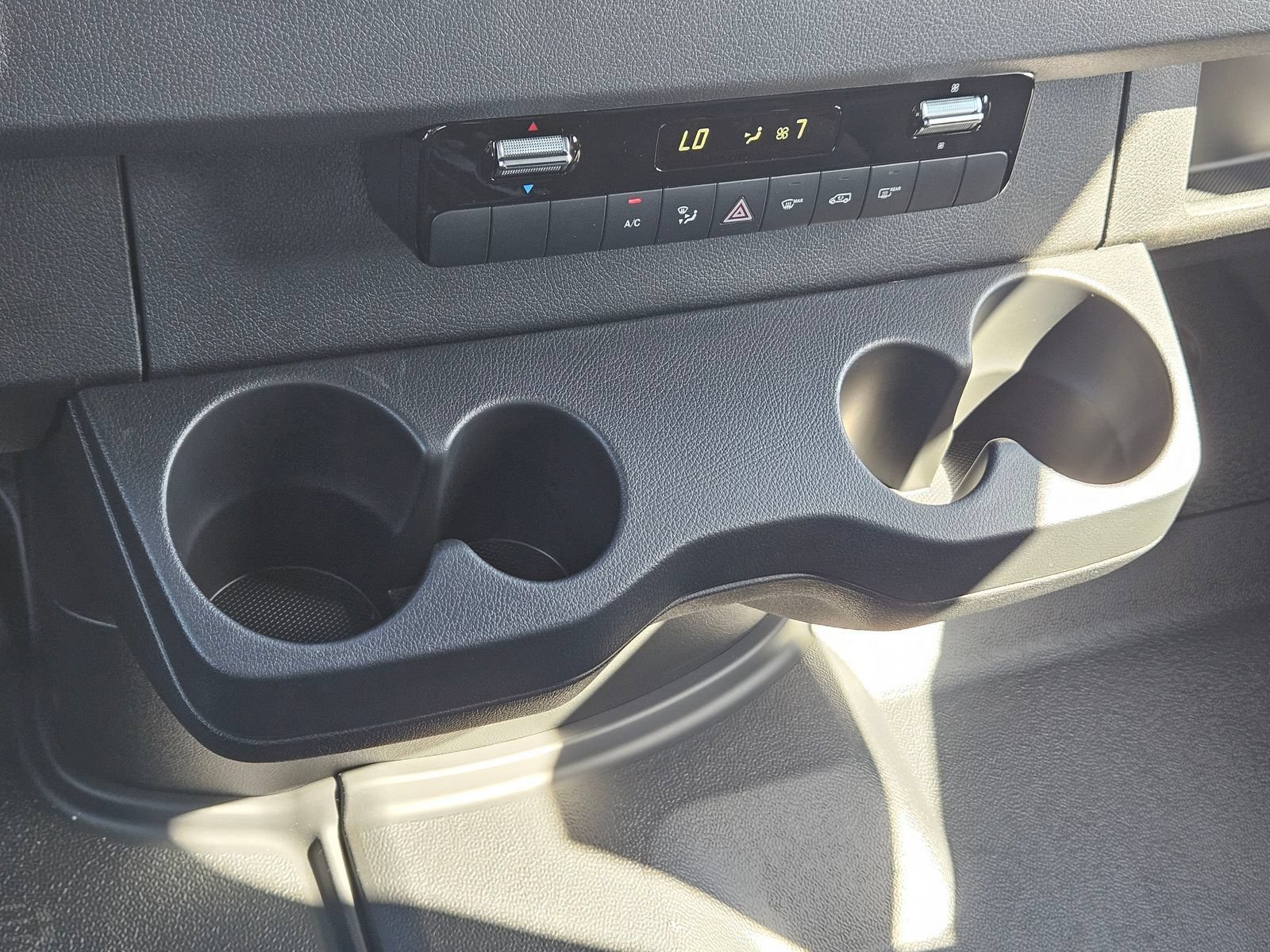 New 2025 Mercedes-Benz Sprinter 2500 image 28