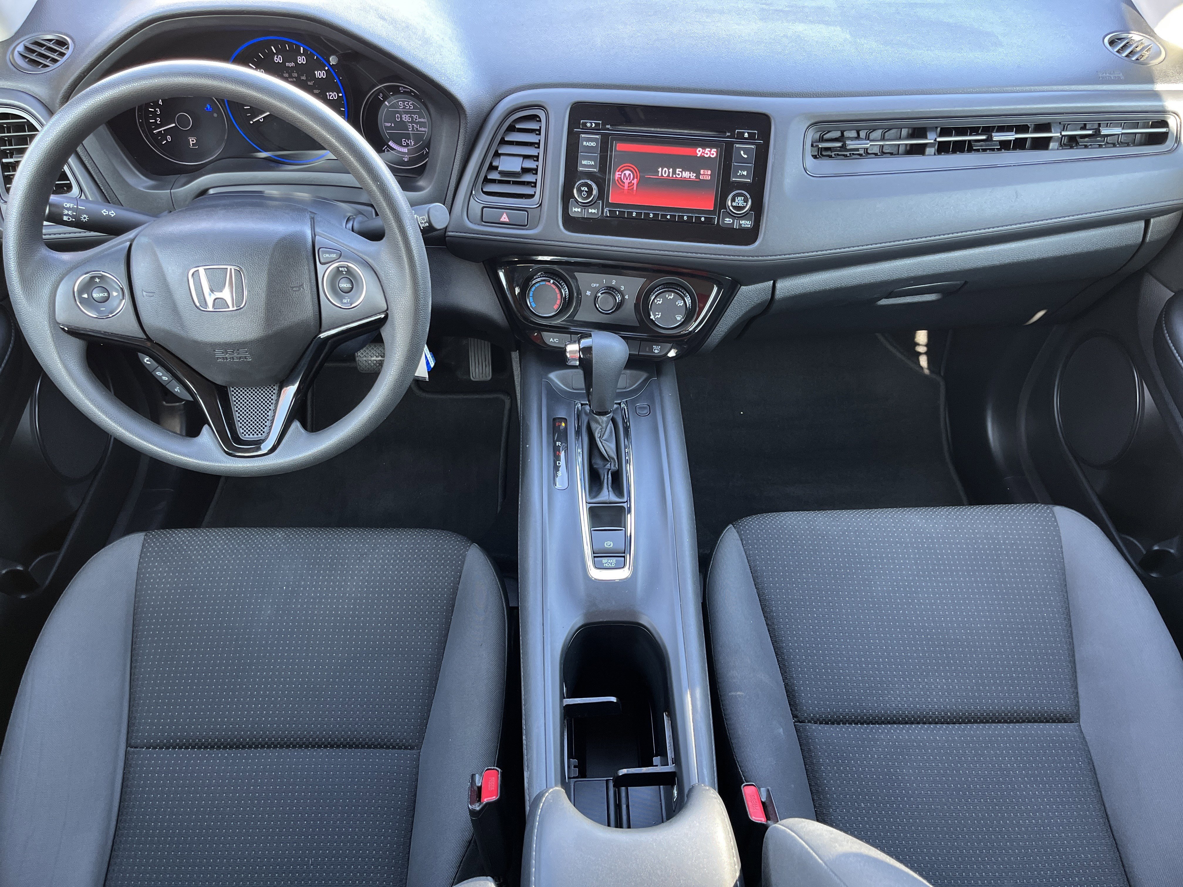 Certified 2020 Honda HR-V LX image 3