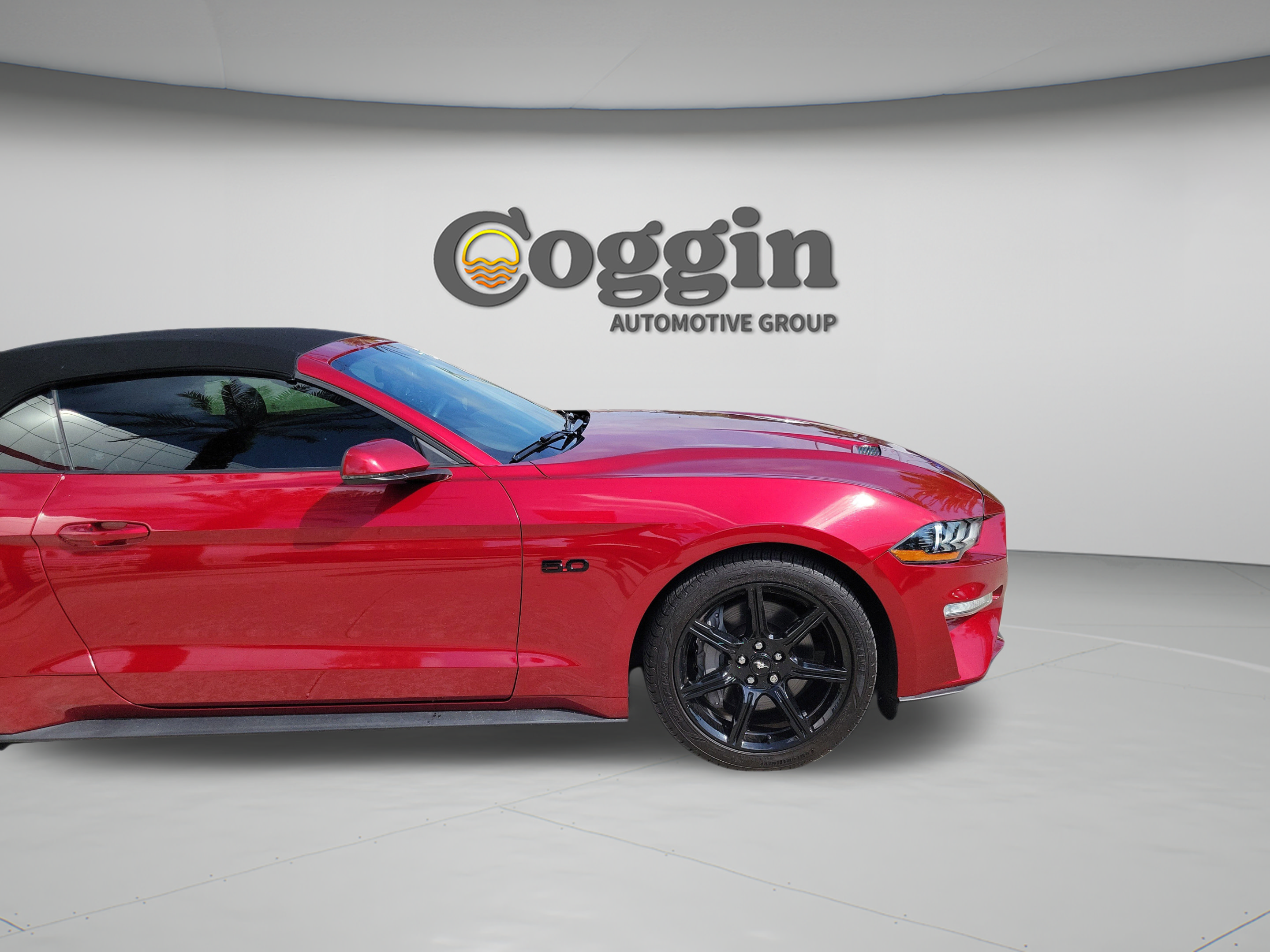 Used 2018 Ford Mustang GT Premium w/ Equipment Group 401A RWD image 31