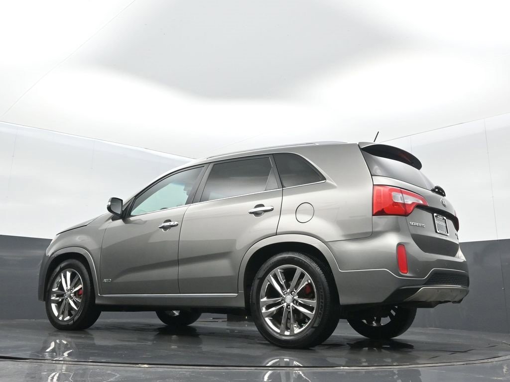 Used 2014 Kia Sorento SX image 17