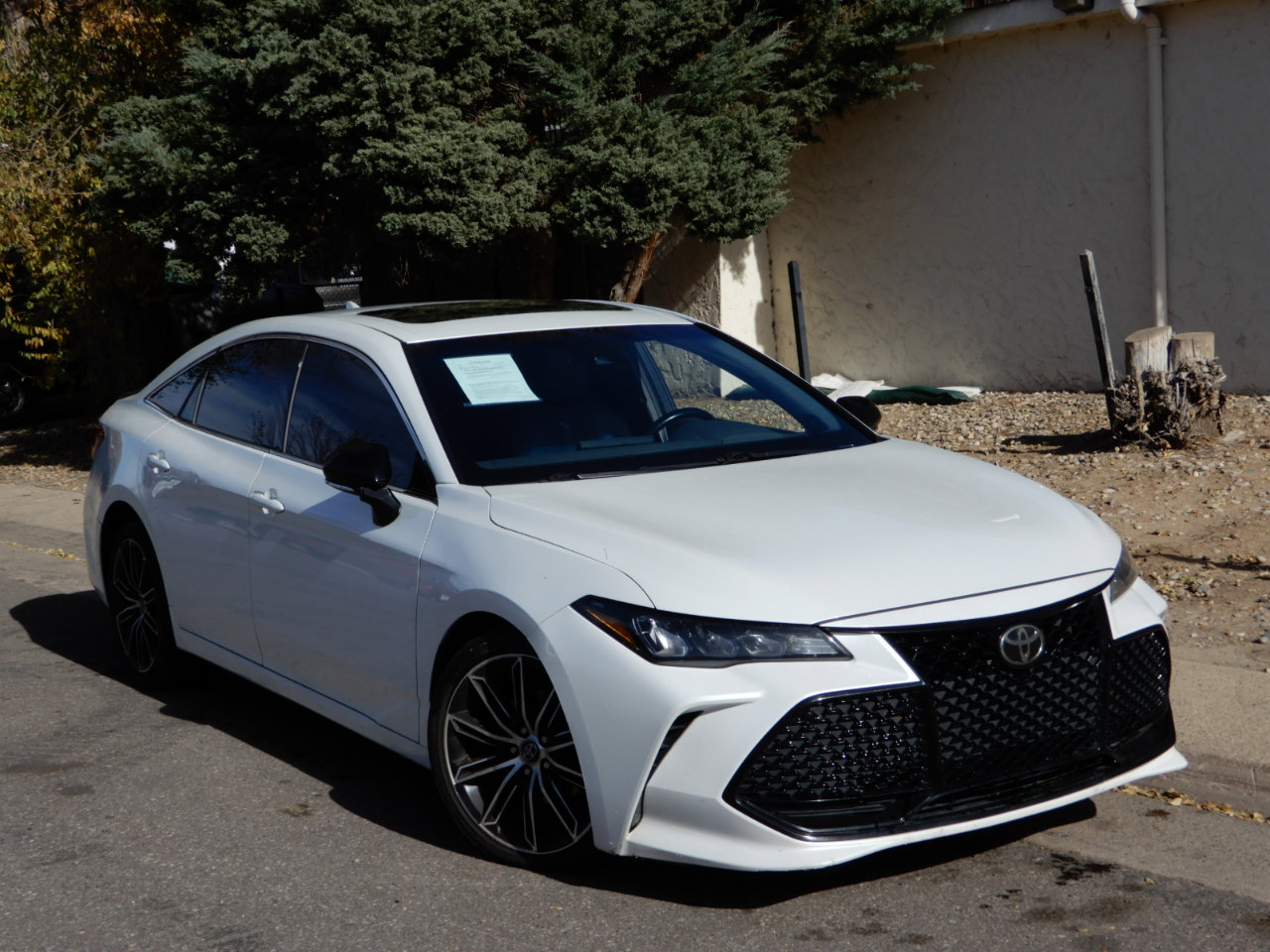 Used 2019 Toyota Avalon XSE w/ Carpet Mat Package image 3