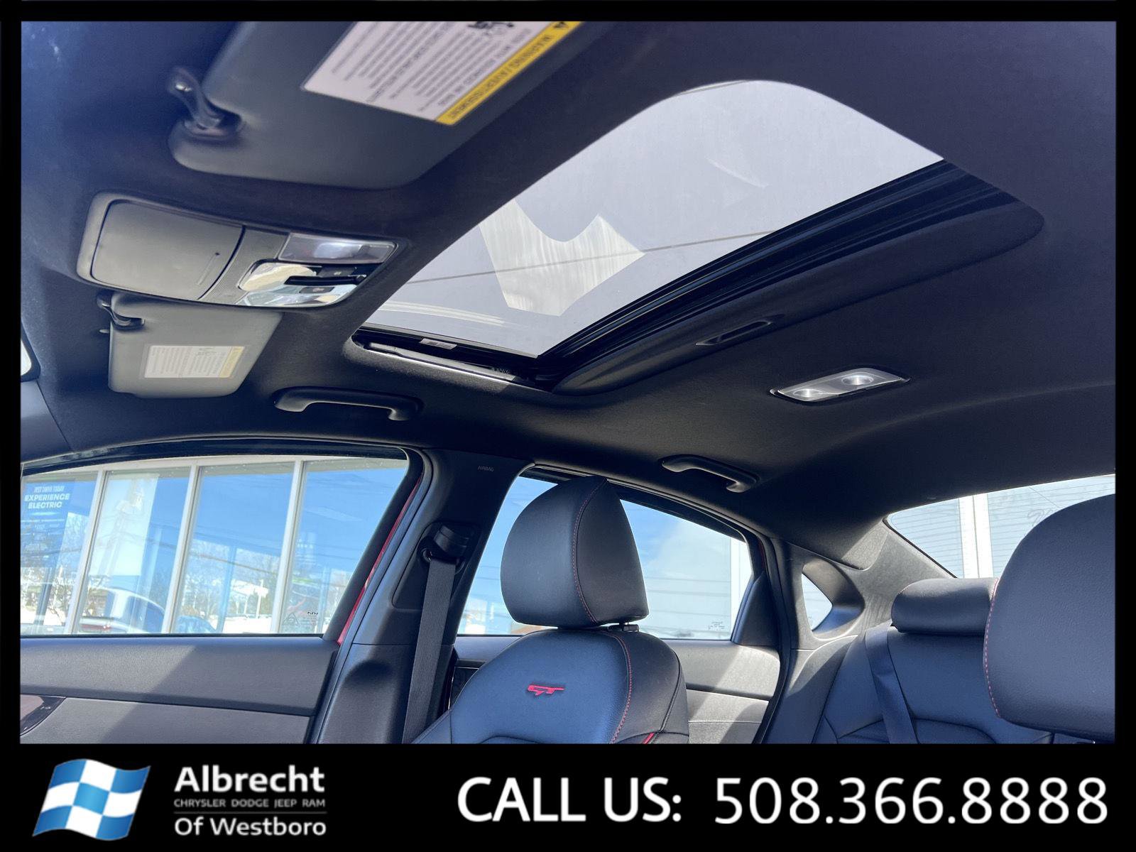 Used 2023 Kia Forte GT image 31