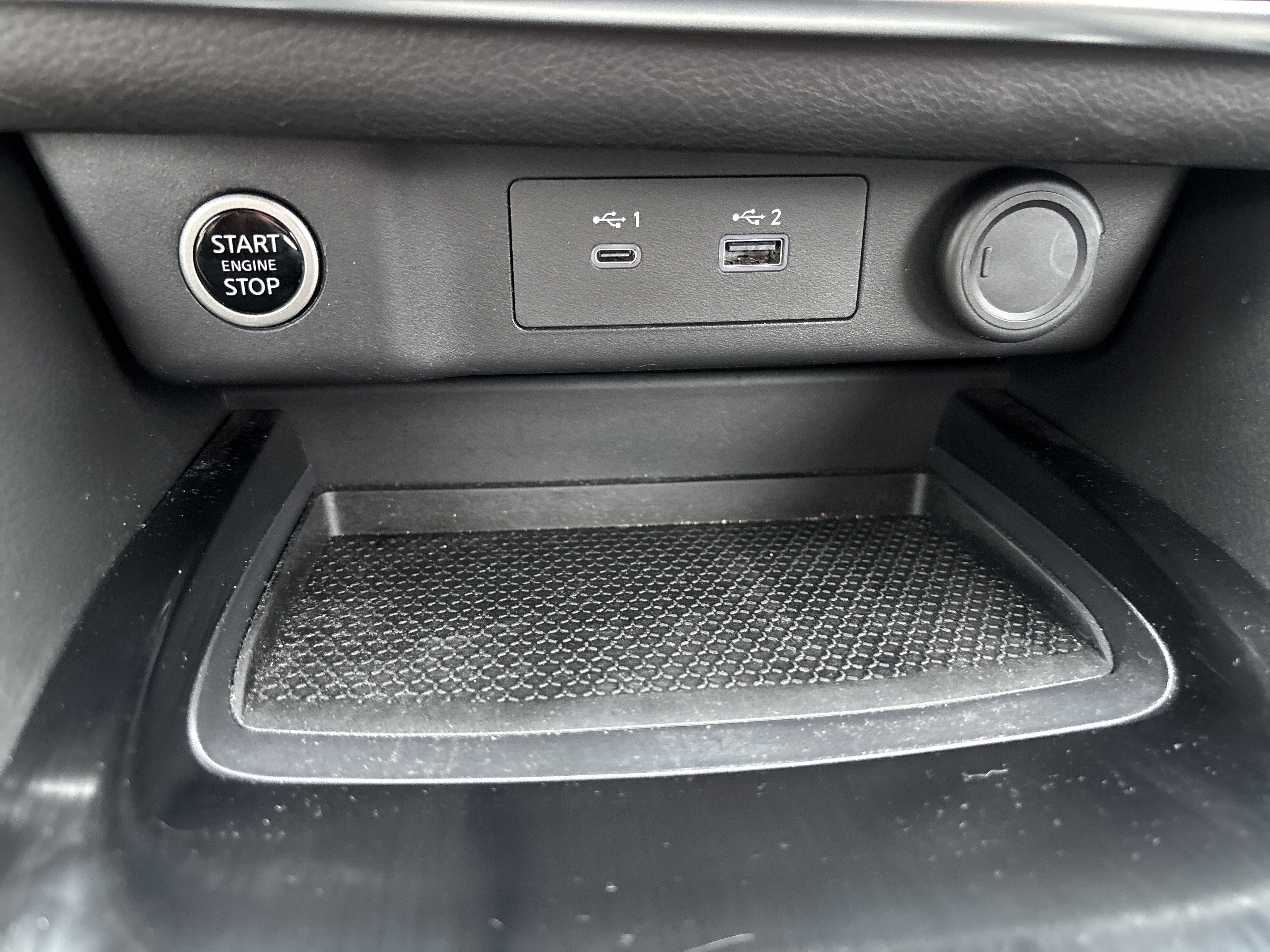 Used 2023 Nissan Rogue SV AWD/4WD image 17