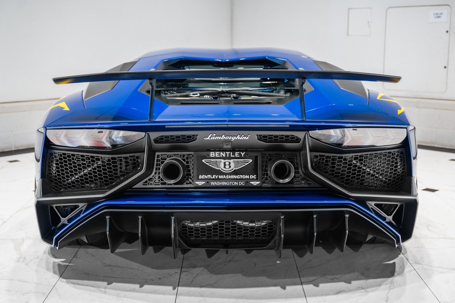 Used 2016 Lamborghini Aventador LP 750-4 Superveloce AWD/4WD image 8