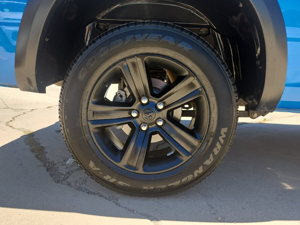 Used 2021 RAM 1500 Warlock w/ Luxury Group AWD/4WD image 11