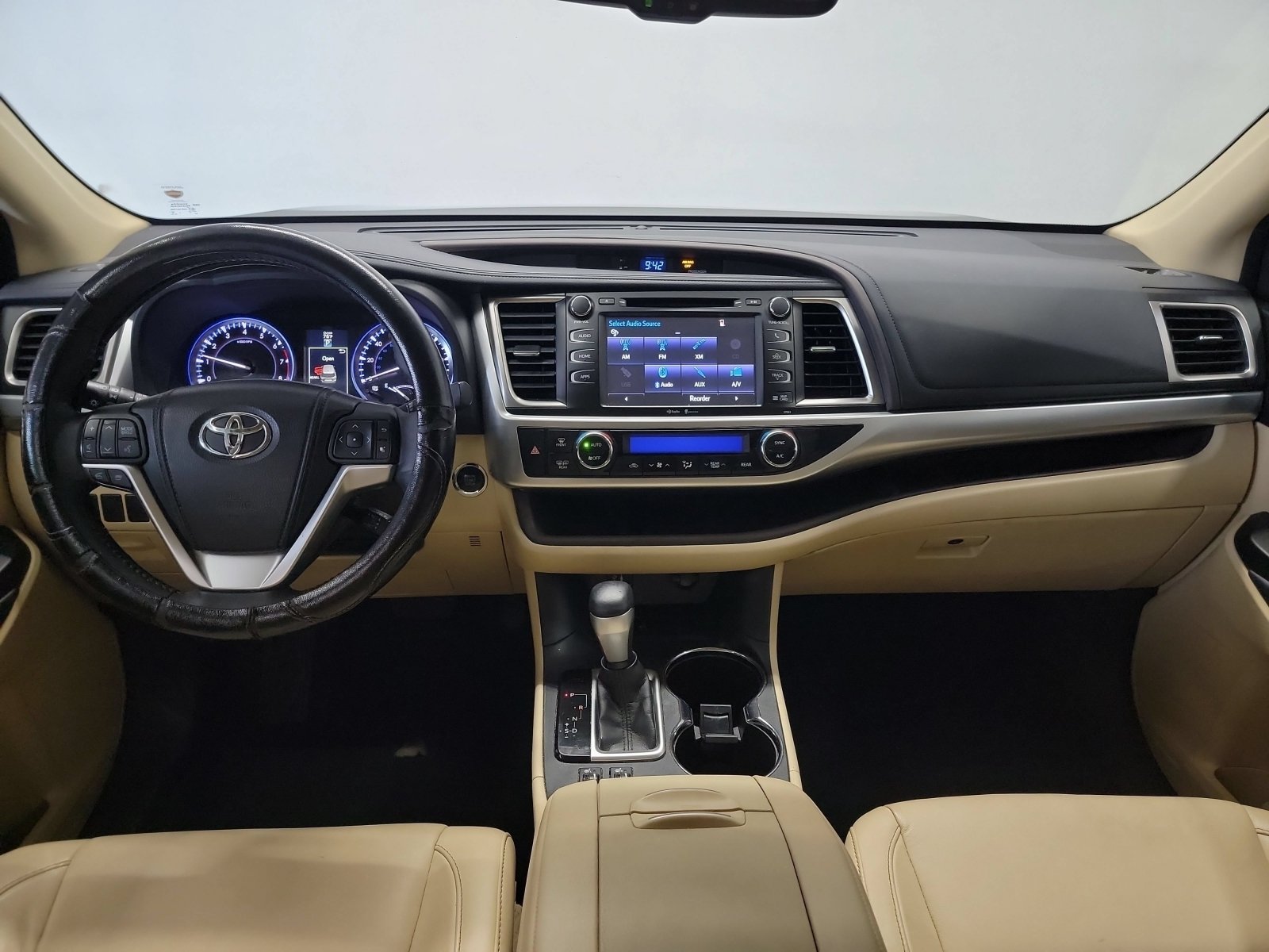 Used 2015 Toyota Highlander XLE FWD image 15