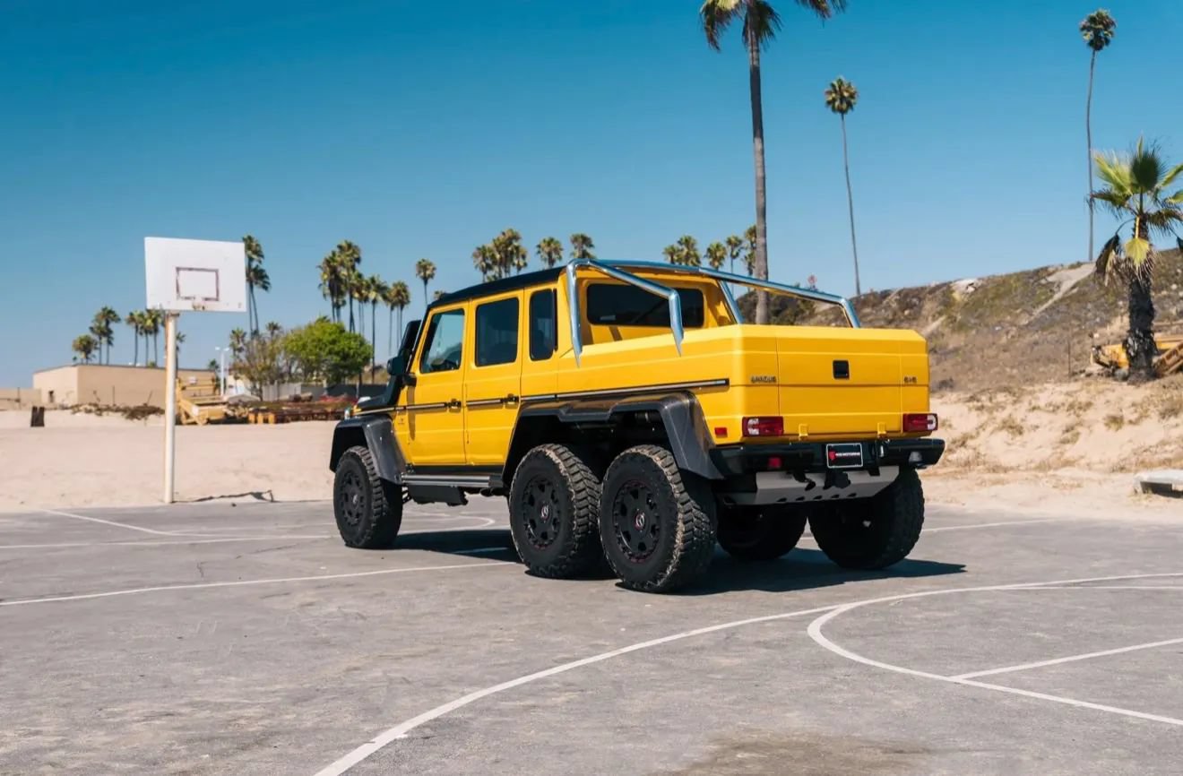 Used 2017 Mercedes-Benz G 65 AMG 4MATIC w/ Solarbeam Edition image 5
