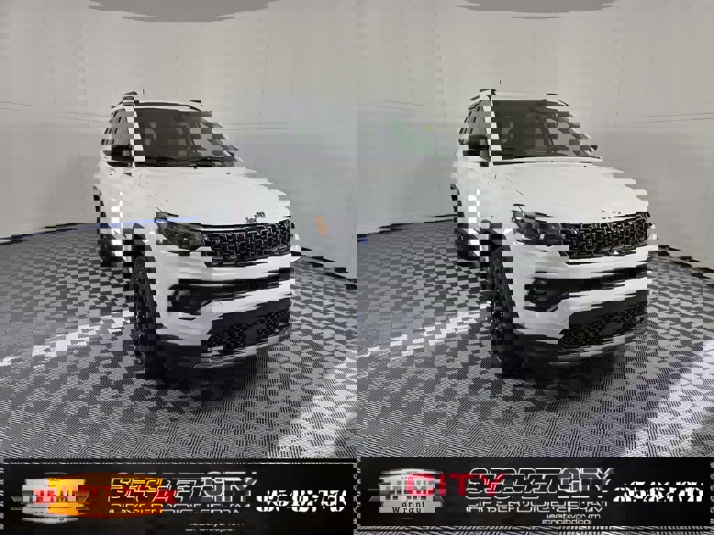 New 2026 Jeep Compass Latitude image 1