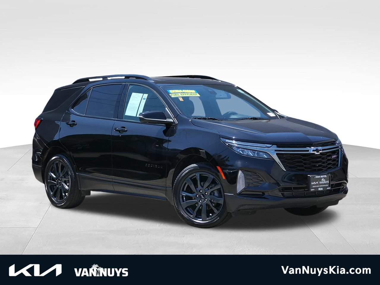 Used 2023 Chevrolet Equinox RS w/ RS Leather Package FWD image 1