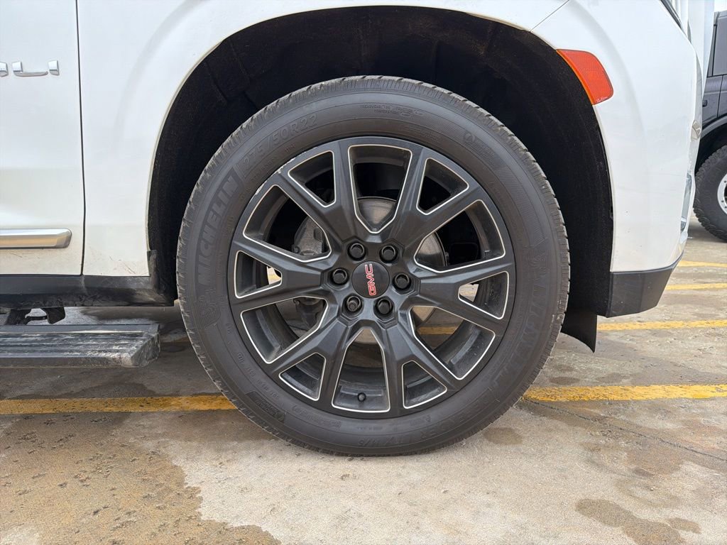 Used 2021 GMC Yukon Denali w/ Denali Ultimate Package image 34