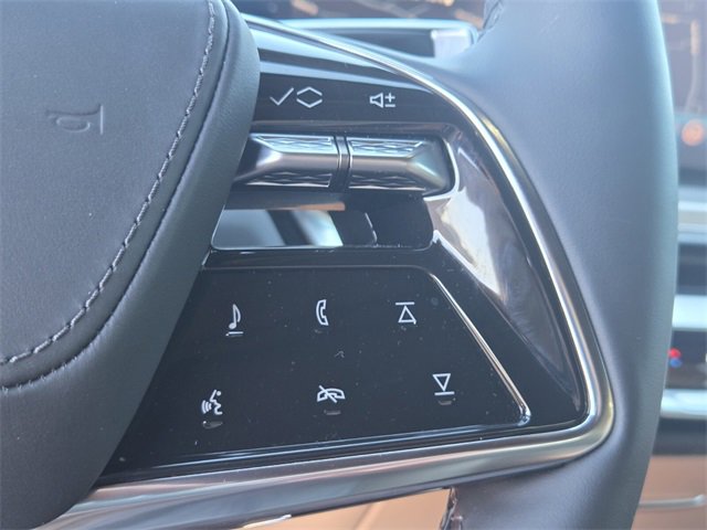 New 2025 Cadillac Lyriq Luxury image 22