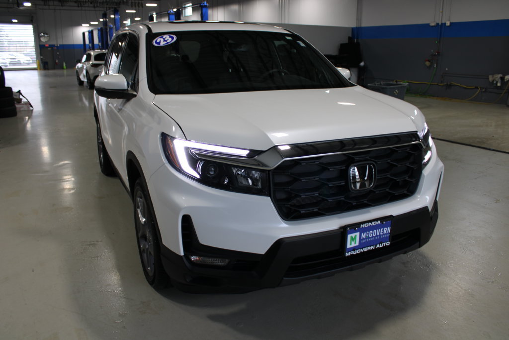 Used 2023 Honda Passport EX-L image 3