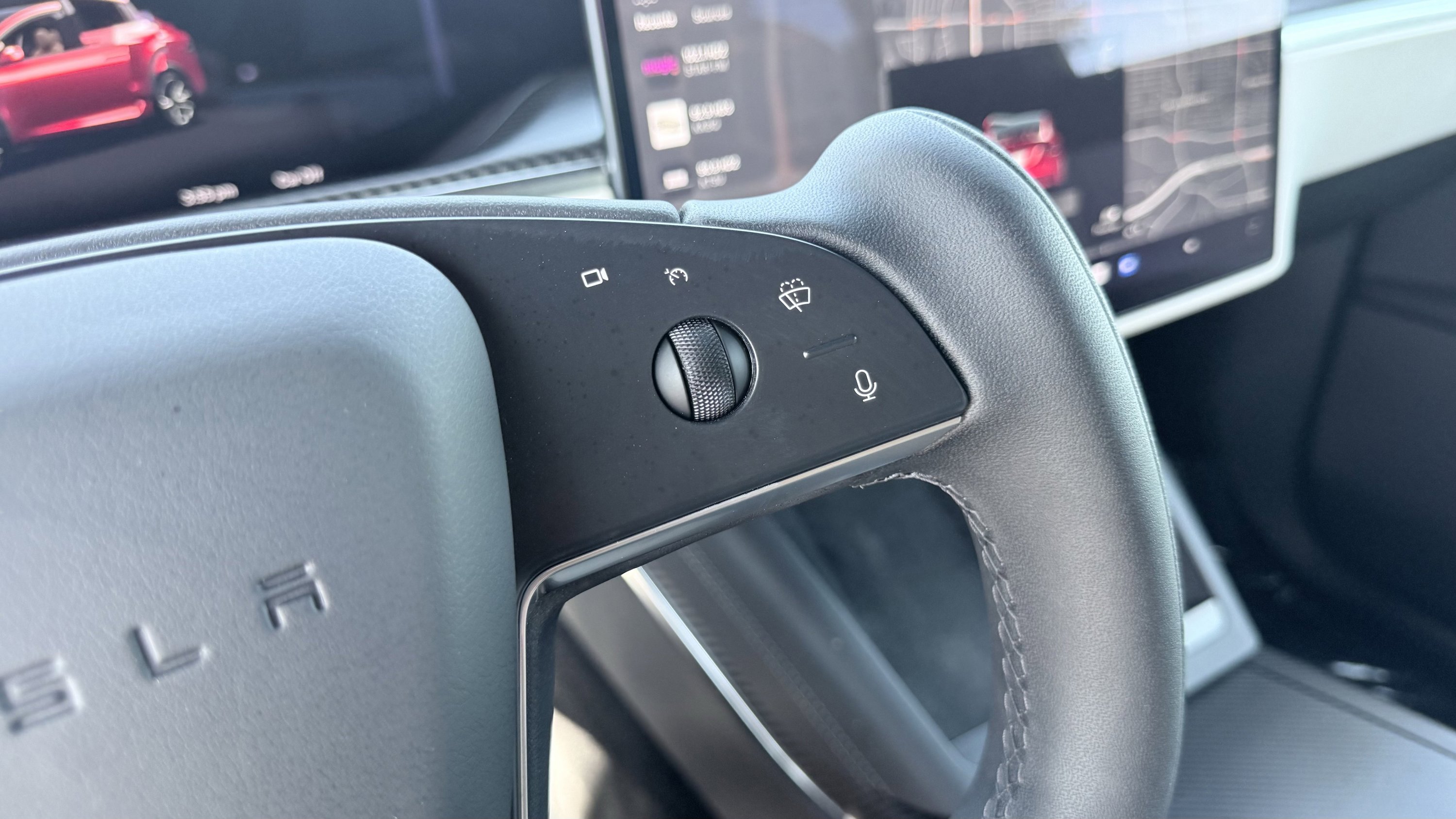 Used 2022 Tesla Model X Plaid image 65