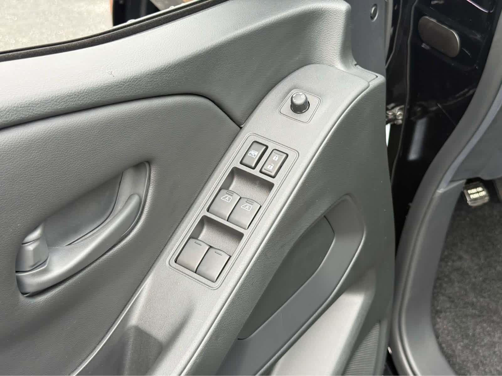 New 2026 Nissan Frontier SV AWD/4WD image 15