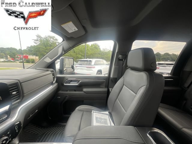 Certified 2025 Chevrolet Silverado 3500 LTZ w/ LTZ Premium Package AWD/4WD image 11