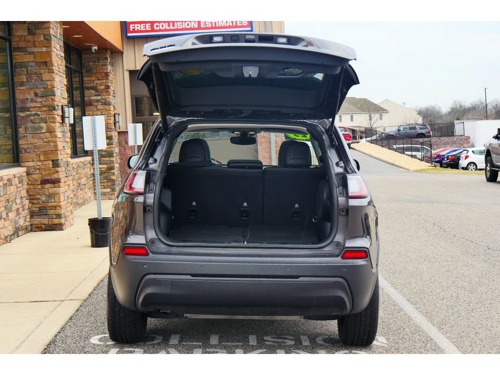 Used 2023 Jeep Cherokee Altitude Lux w/ Lux Elite Package image 31