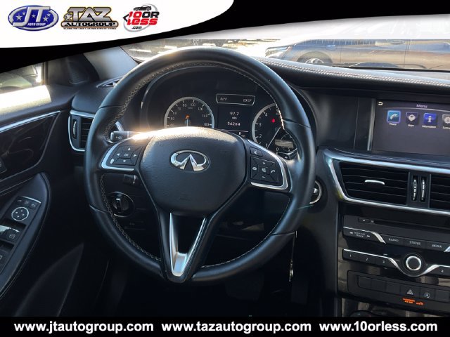Used 2017 INFINITI QX30 FWD image 18
