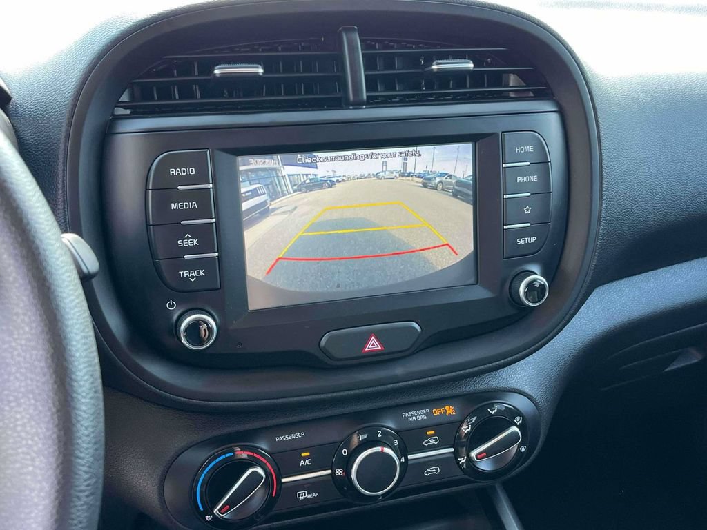 Used 2020 Kia Soul S FWD image 21