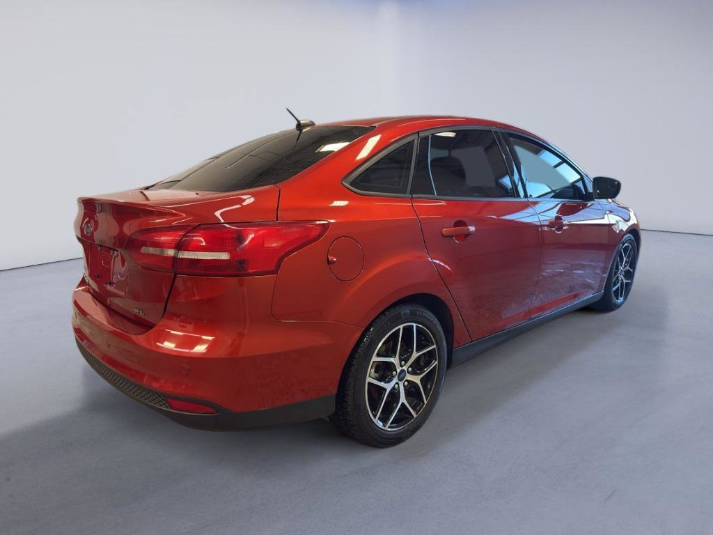 Used 2018 Ford Focus SEL FWD image 6