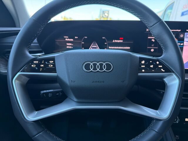 Used 2025 Audi Q5 Premium Plus AWD/4WD image 29