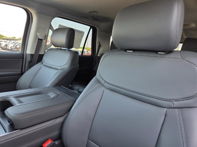 New 2027 Ford Expedition Active RWD image 26