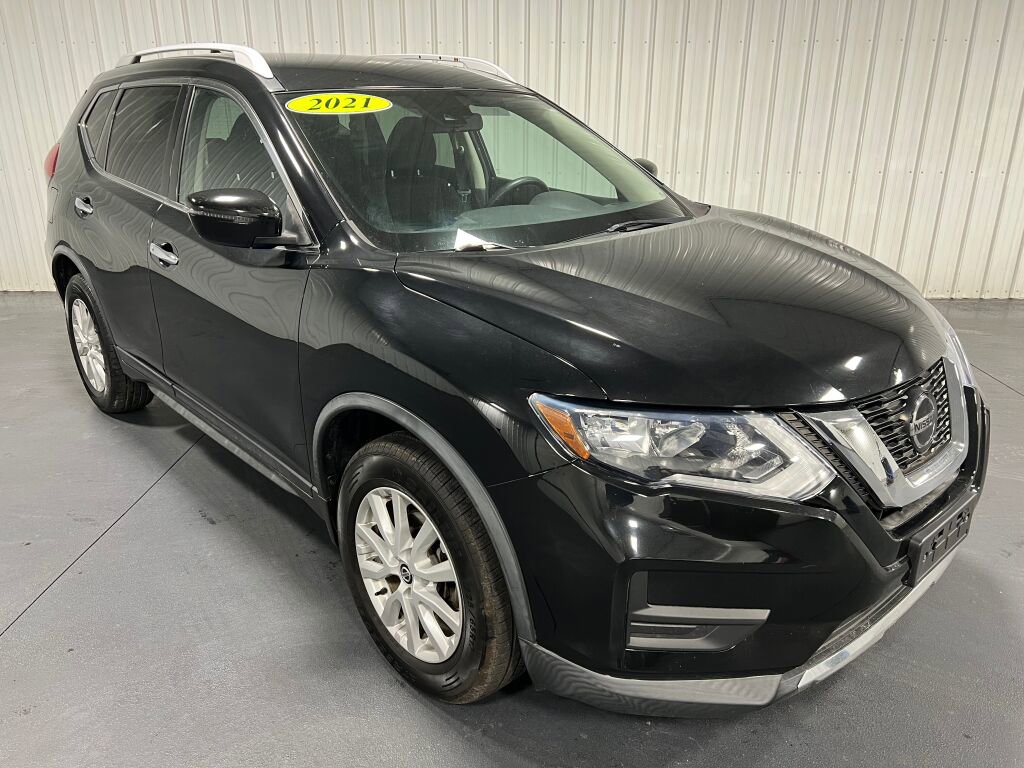 Used 2019 Nissan Rogue SV image 15