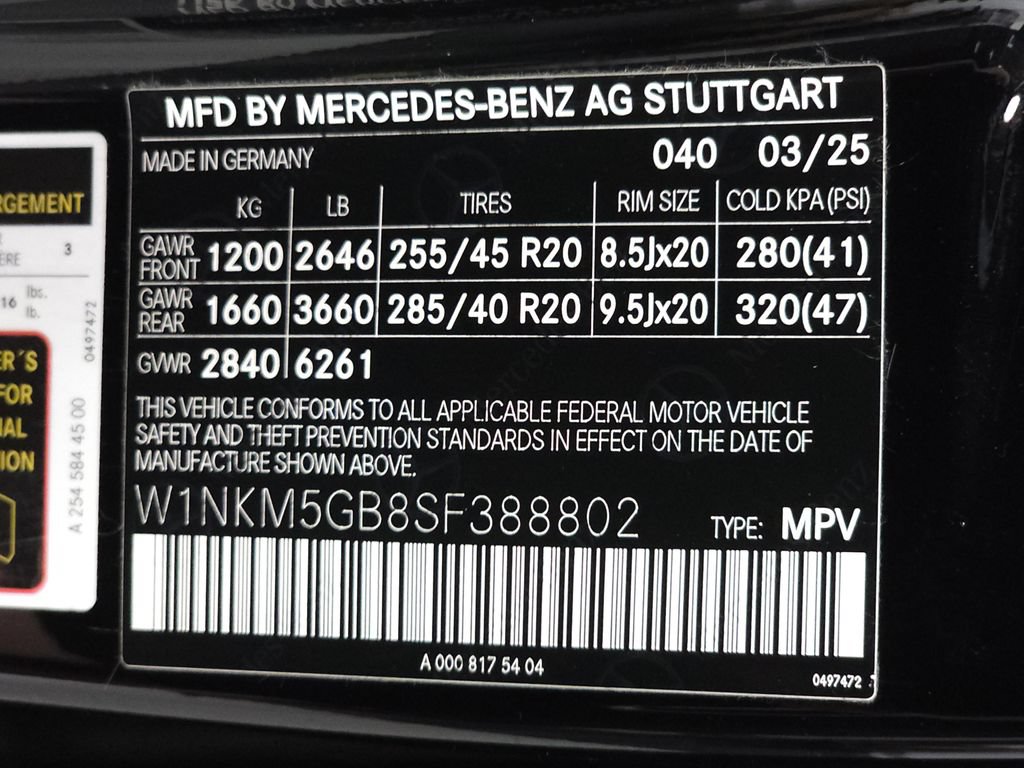 Used 2025 Mercedes-Benz GLC 350e 4MATIC image 33