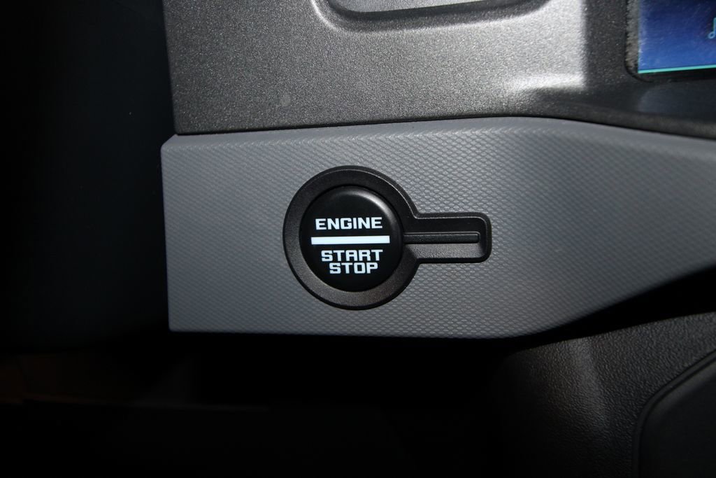 Used 2024 Ford Bronco Black Diamond image 11