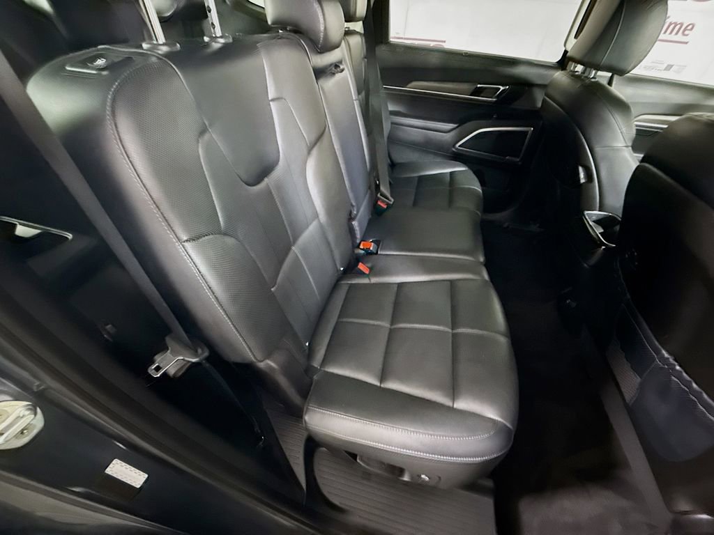 Used 2022 Kia Telluride EX w/ Towing Package image 33