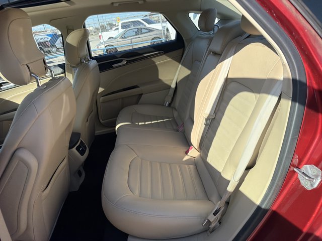 Used 2014 Ford Fusion SE w/ Equipment Group 202A FWD image 20