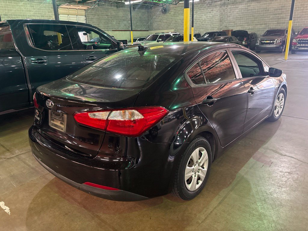 Used 2016 Kia Forte LX FWD image 3