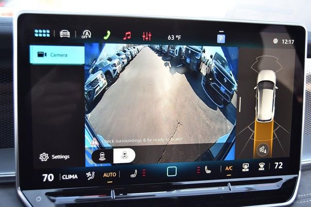 New 2026 Volkswagen Tiguan SE R-Line image 14