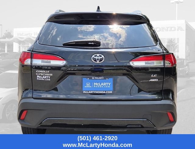 Used 2025 Toyota Corolla Cross LE AWD/4WD image 6
