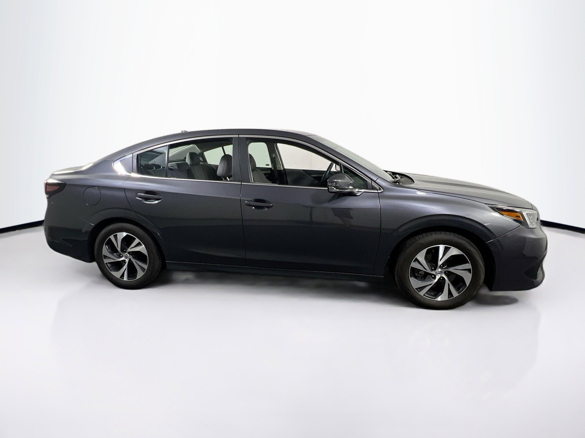 Used 2020 Subaru Legacy Premium image 4