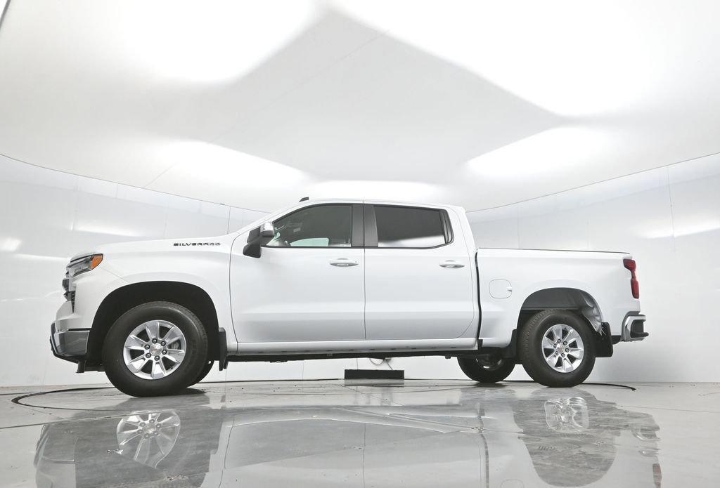 Used 2025 Chevrolet Silverado 1500 LT w/ LPO, Dark Essentials Package RWD image 7