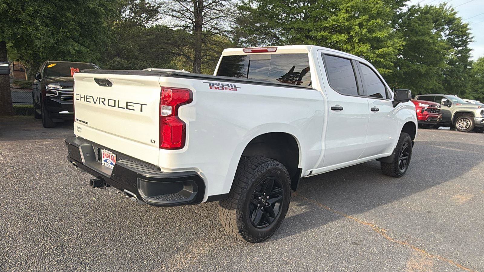 Used 2024 Chevrolet Silverado 1500 LT Trail Boss w/ Convenience Package II AWD/4WD image 5