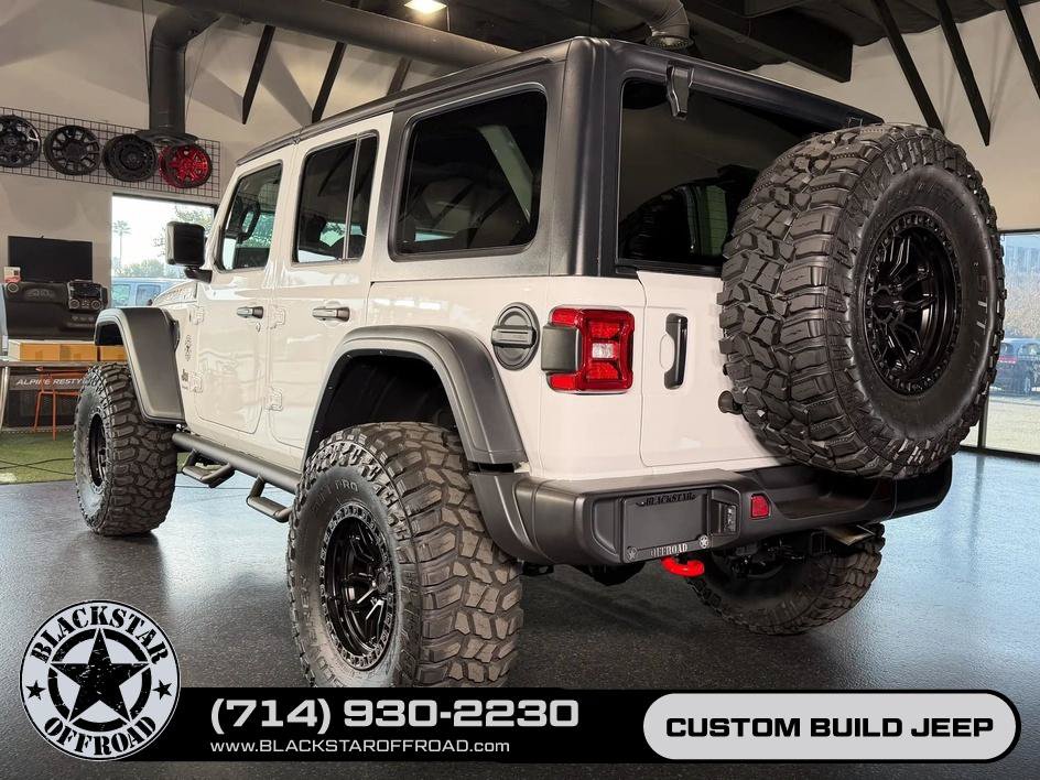 Used 2025 Jeep Wrangler Unlimited Rubicon AWD/4WD image 10