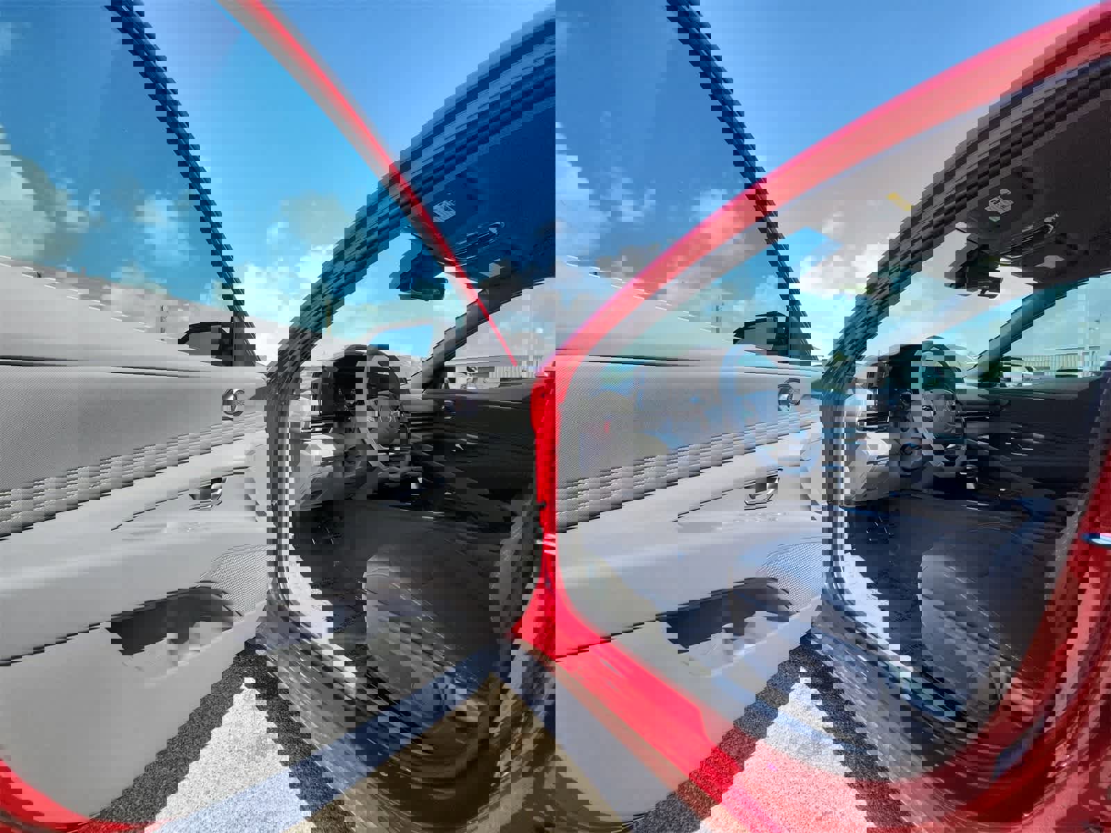 Used 2025 Hyundai Elantra Sport image 10