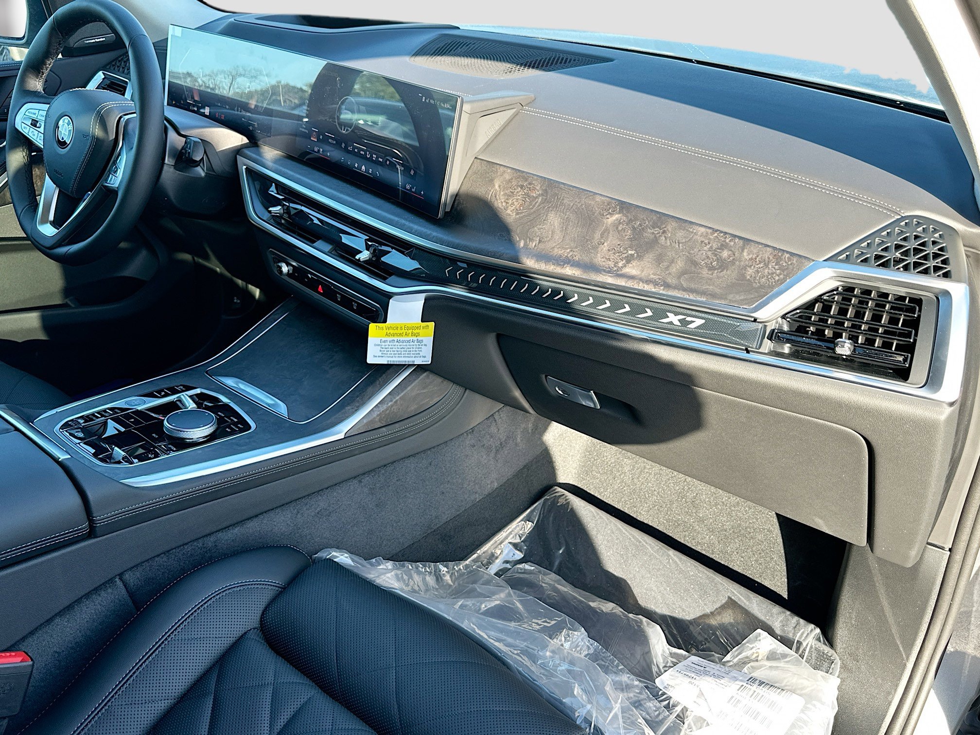 New 2026 BMW X7 xDrive40i w/ Premium Package image 25