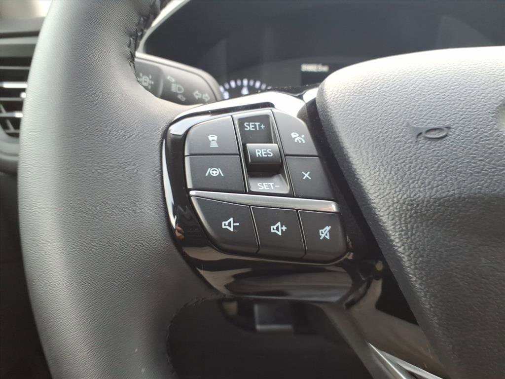 Certified 2022 Ford Escape SEL image 16