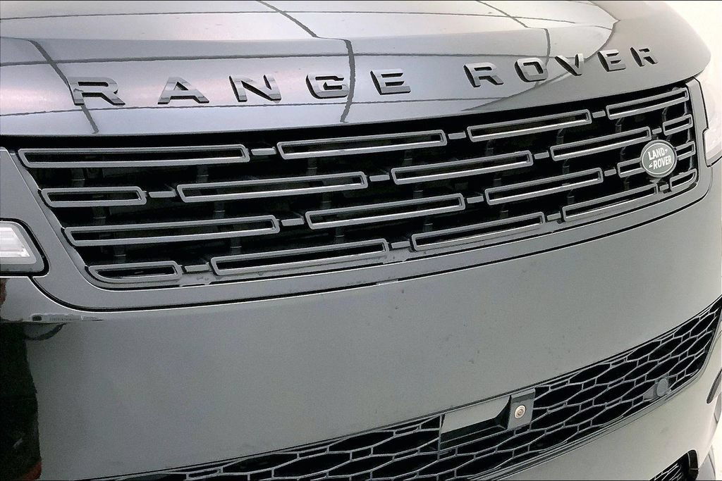 Used 2025 Land Rover Range Rover Sport Dynamic SE AWD/4WD image 29