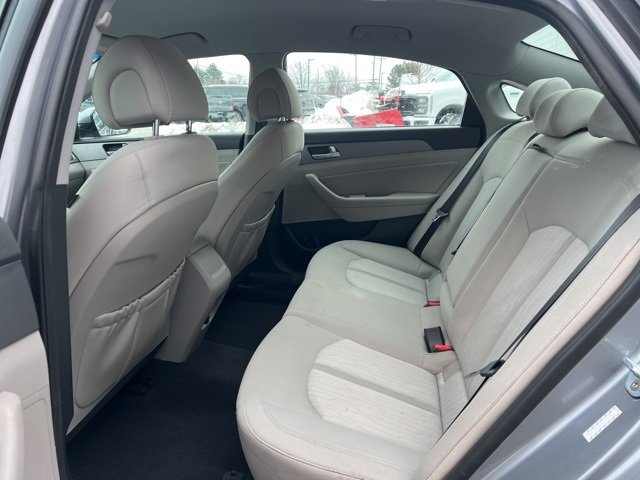 Used 2016 Hyundai Sonata SE image 15