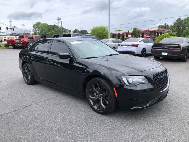 Used 2021 Chrysler 300 Touring w/ Sport Appearance Package RWD image 1