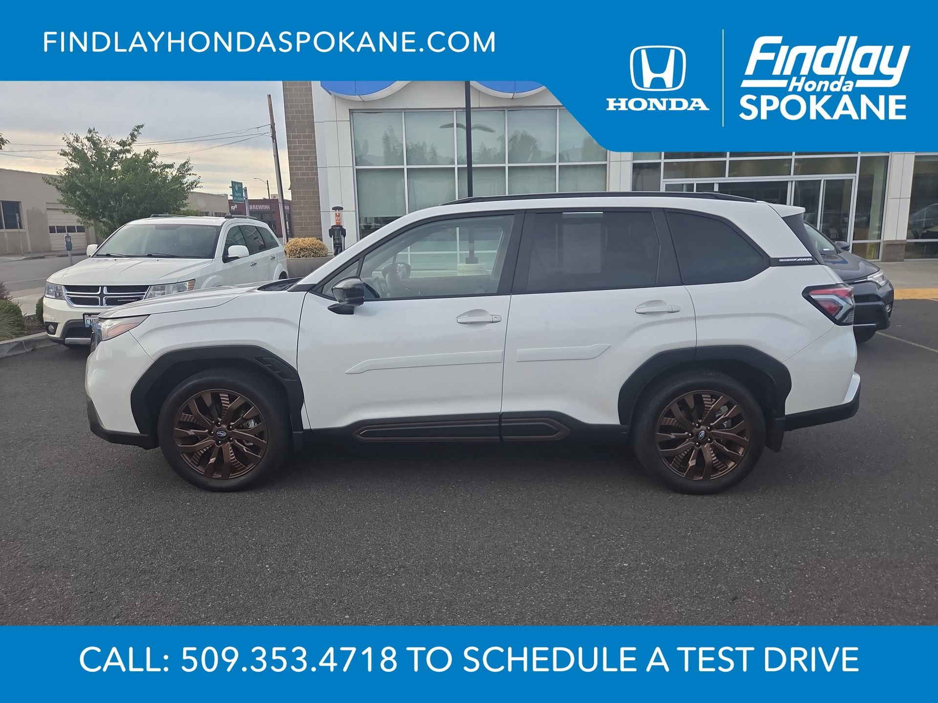 Used 2025 Subaru Forester Sport w/ Popular Package #1 AWD/4WD image 2