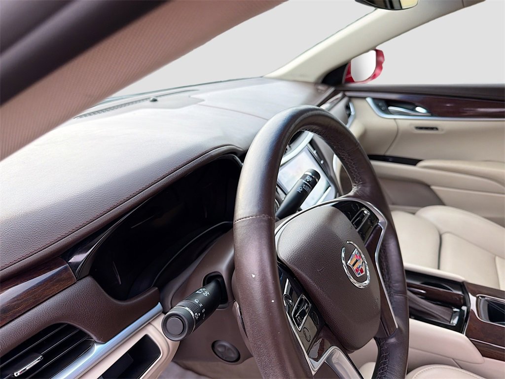 Used 2014 Cadillac XTS Luxury image 9