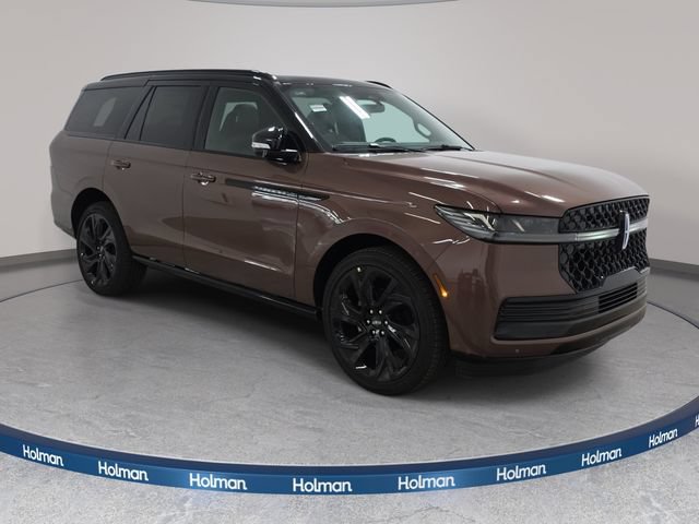 New 2027 Lincoln Navigator Black Label AWD/4WD image 3