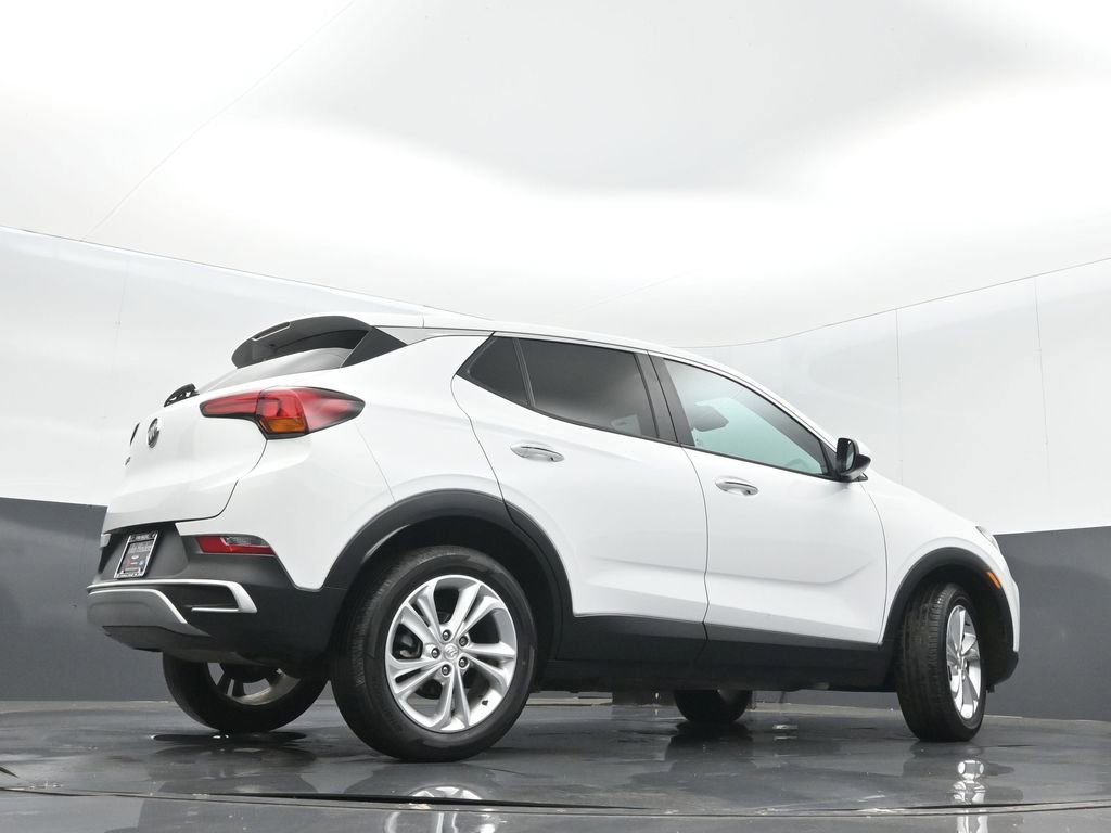 Used 2023 Buick Encore GX Preferred w/ Cold Weather Comfort Package FWD image 34