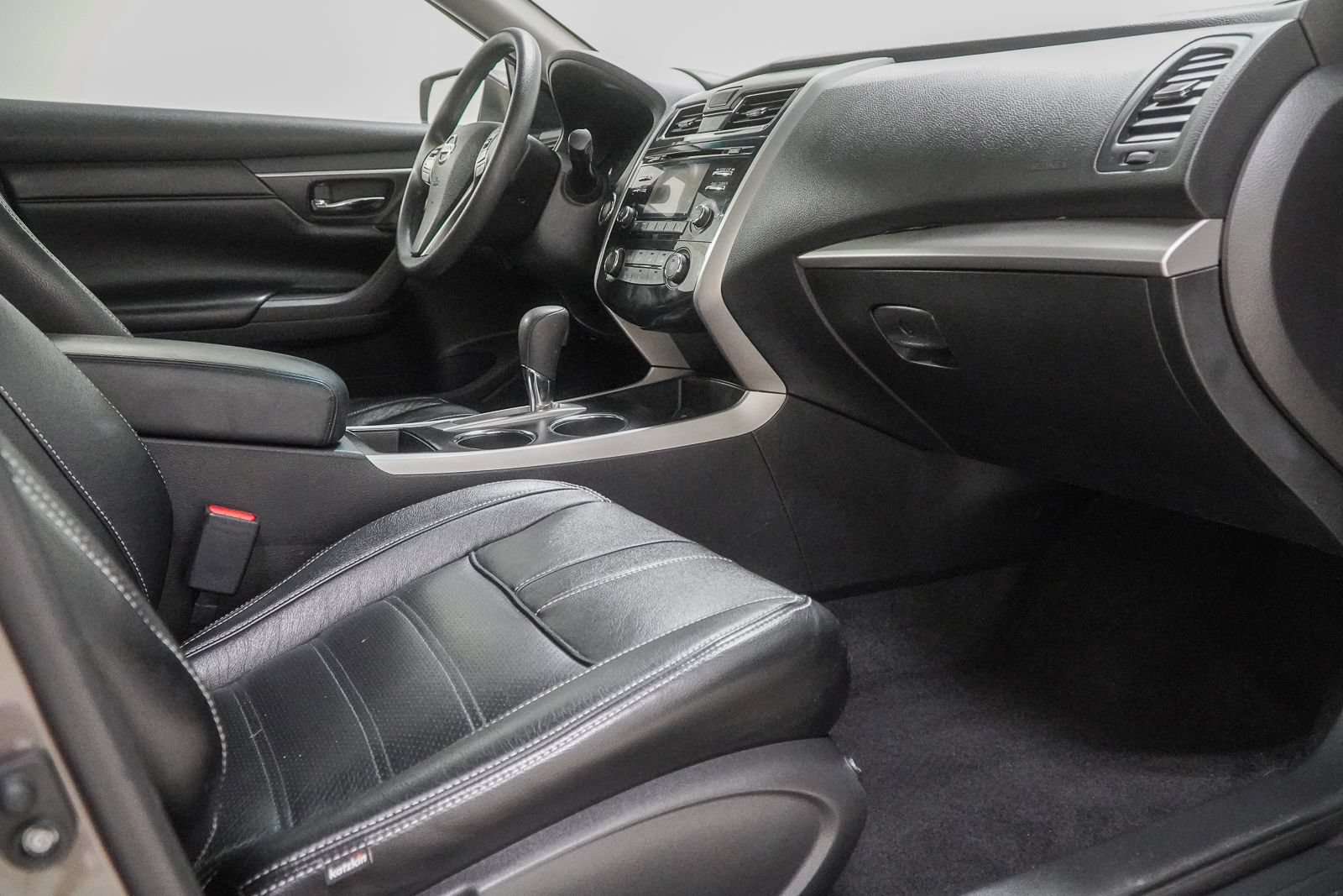 Used 2015 Nissan Altima 2.5 S w/ Power Driver Seat Package FWD image 32